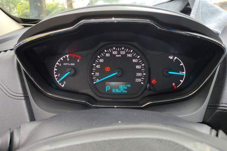 Used Ford Escort 2015 1.5L Automatic Fashion Model Instrument Cluster