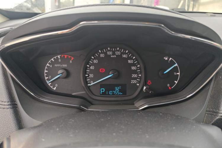 Used Ford Escort 2015 1.5L Automatic Fashion Model Instrument Cluster