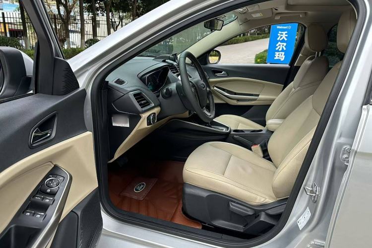 Used Ford Escort 2015 1.5L Automatic Fashion Model Interior 2