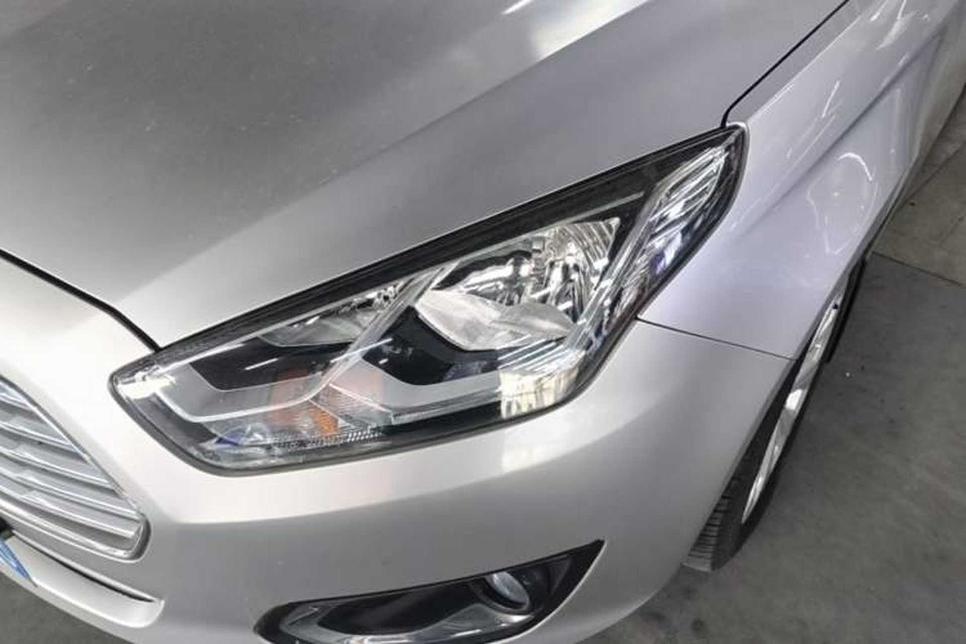 Used Ford Escort 2015 1.5L Automatic Fashion Model Left Front Headlight