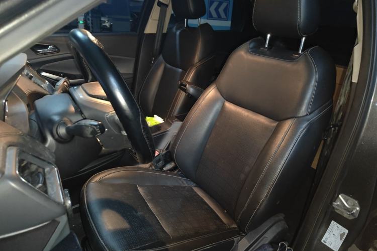 Used Ford Escort 2015 1.5L Automatic Fashion Model Left Front Seat