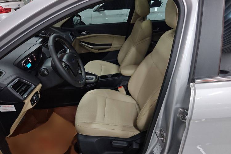 Used Ford Escort 2015 1.5L Automatic Fashion Model Left Front Seat