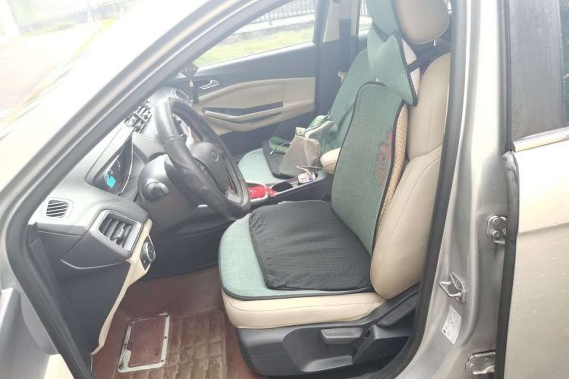 Used Ford Escort 2015 1.5L Automatic Fashion Model Left Front Seat