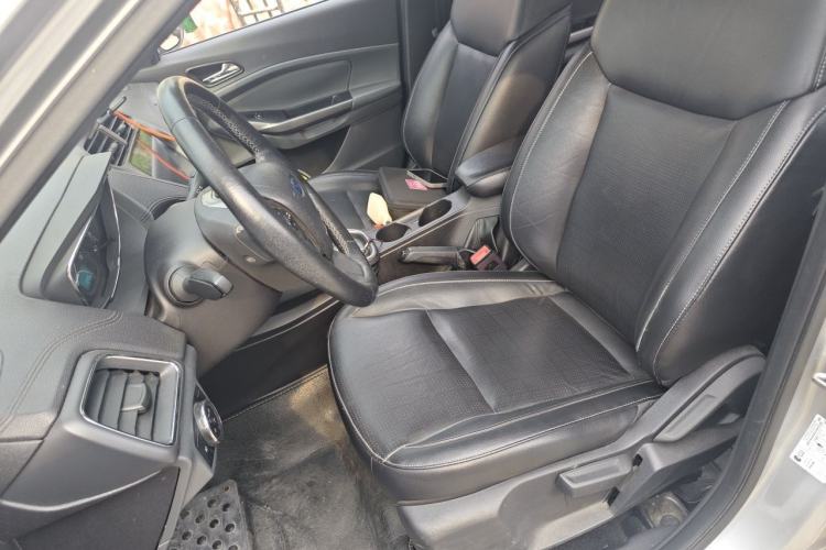 Used Ford Escort 2015 1.5L Automatic Fashion Model Left Front Seat