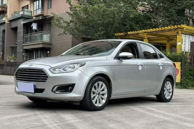 Used Ford Escort 2015 1.5L Automatic Fashion Model