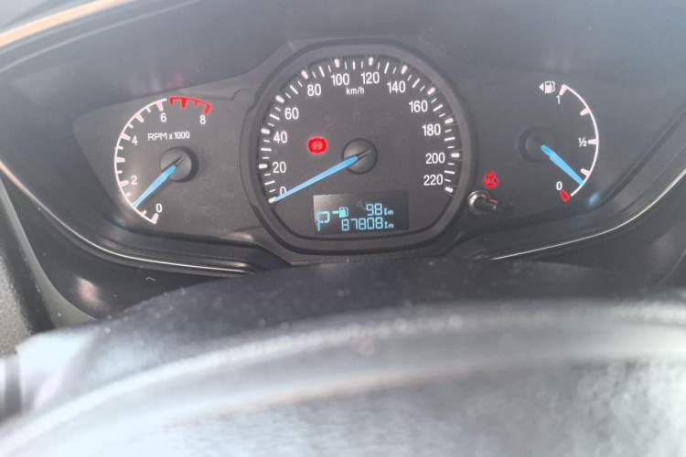 Used Ford Escort 2015 1.5L Automatic Comfort Edition Odometer Close Up