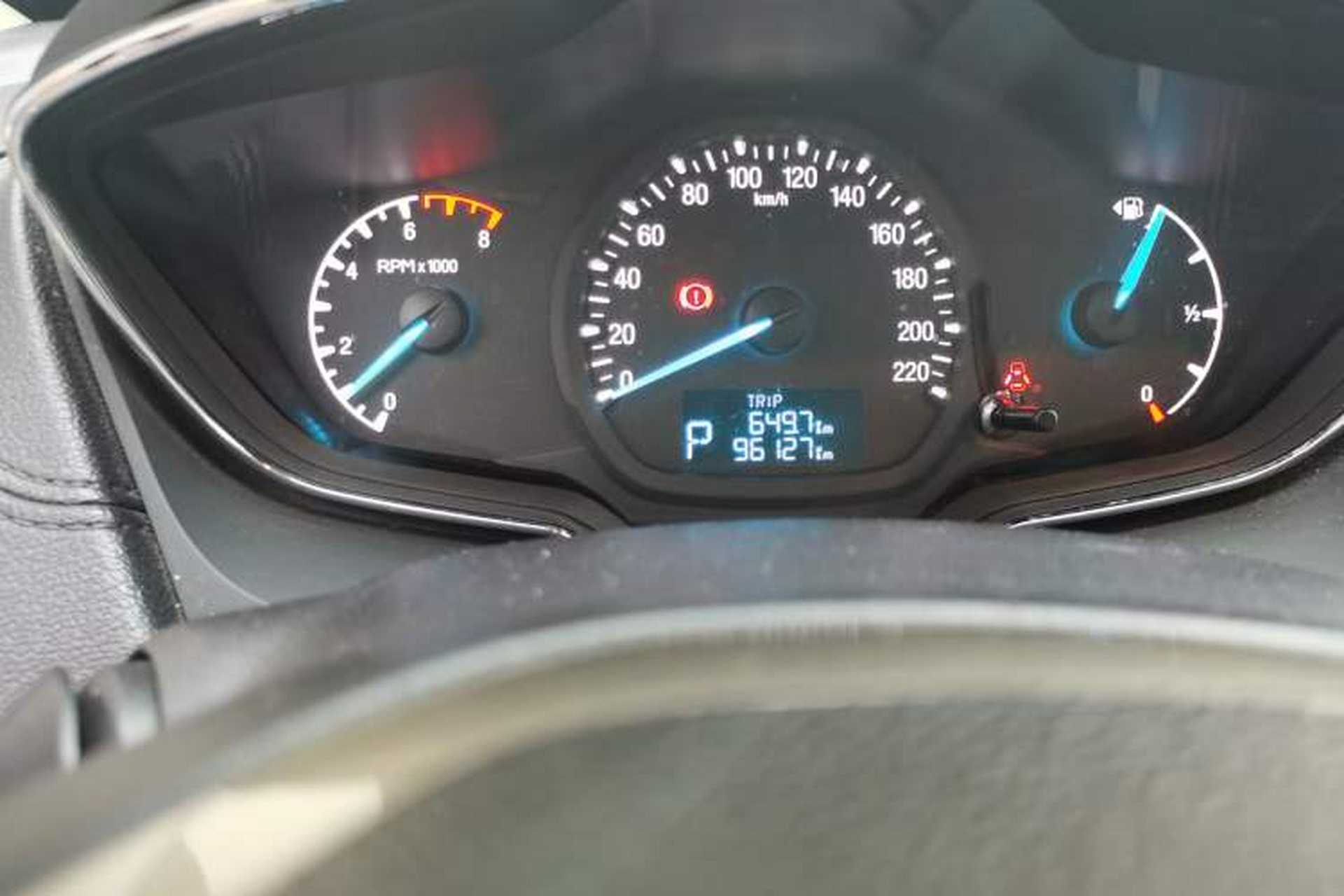 Used Ford Escort 2015 1.5L Automatic Fashion Model Odometer Close Up