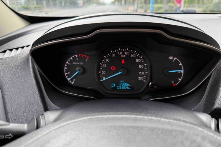 Used Ford Escort 2015 1.5L Automatic Comfort Edition Odometer Close Up