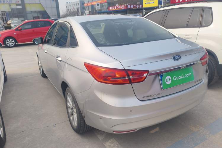 Used Ford Escort 2015 1.5L Automatic Fashion Model Rear Left 45 Deg