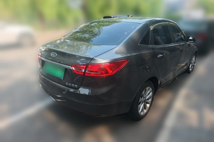 Used Ford Escort 2015 1.5L Automatic Fashion Model Rear Right 45 Deg