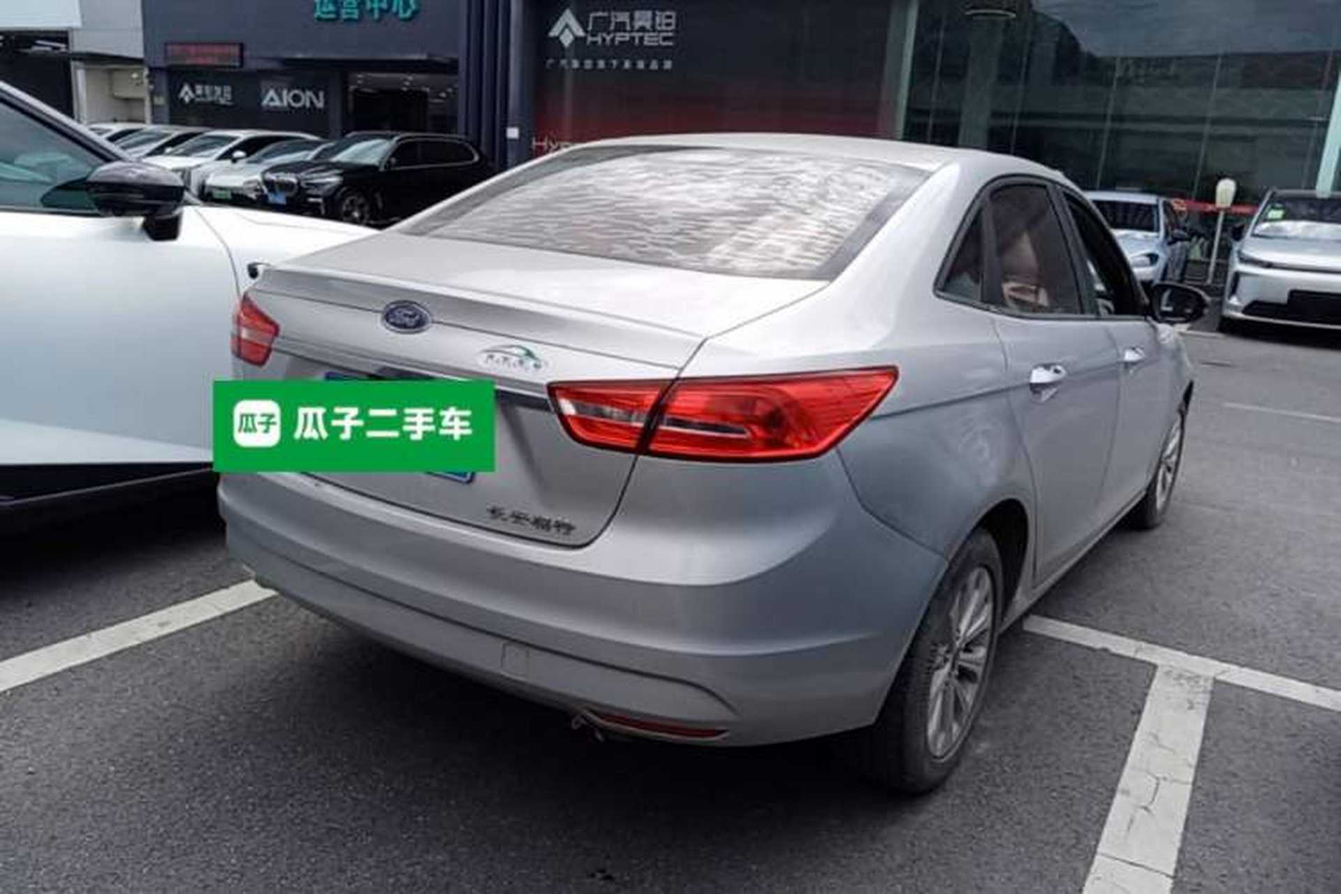 Used Ford Escort 2015 1.5L Manual Fashion Edition Rear Right 45 Deg