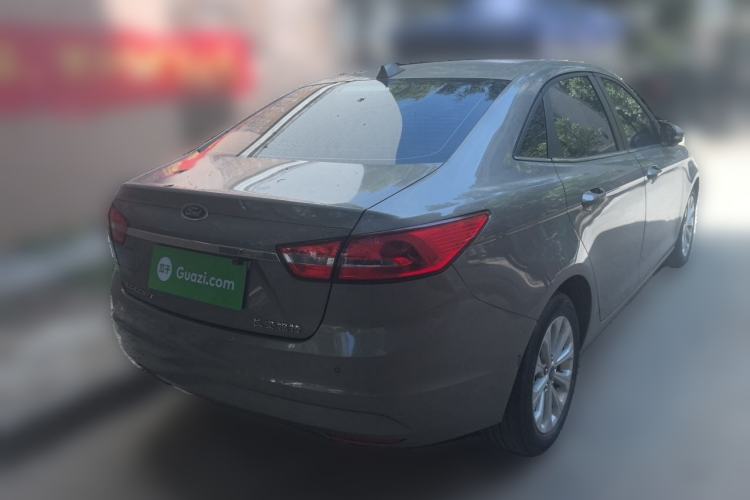 Used Ford Escort 2015 1.5L Automatic Fashion Model Rear Right 45 Deg