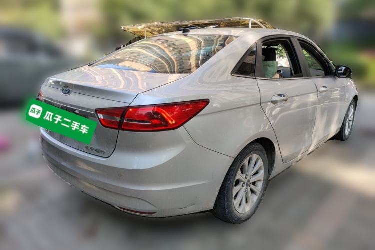 Used Ford Escort 2015 1.5L Automatic Fashion Model Rear Right 45 Deg