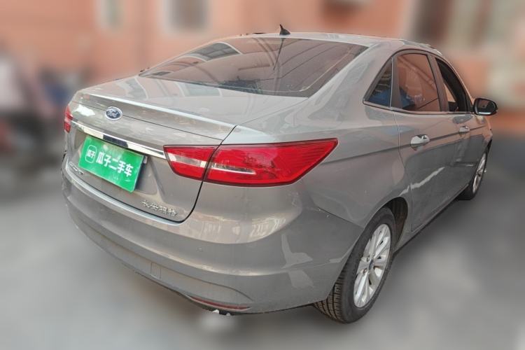 Used Ford Escort 2015 1.5L Automatic Fashion Model Rear Right 45 Deg