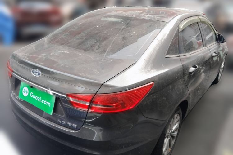 Used Ford Escort 2015 1.5L Automatic Fashion Model Rear Right 45 Deg