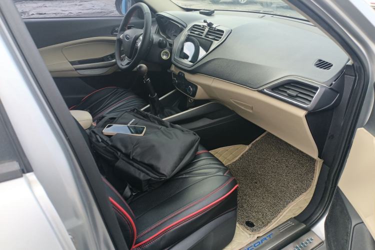 Used Ford Escort 2015 1.5L Manual Comfort Model Right Front Seat