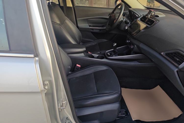 Used Ford Escort 2015 1.5L Manual Fashion Edition Right Front Seat