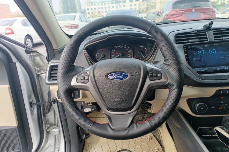 Used Ford Escort 2015 1.5L Manual Comfort Model Steering Wheel