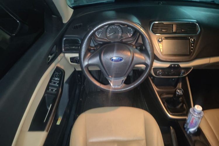 Used Ford Escort 2015 1.5L Manual Comfort Model Steering Wheel