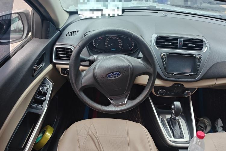 Used Ford Escort 2015 1.5L Automatic Comfort Edition Steering Wheel