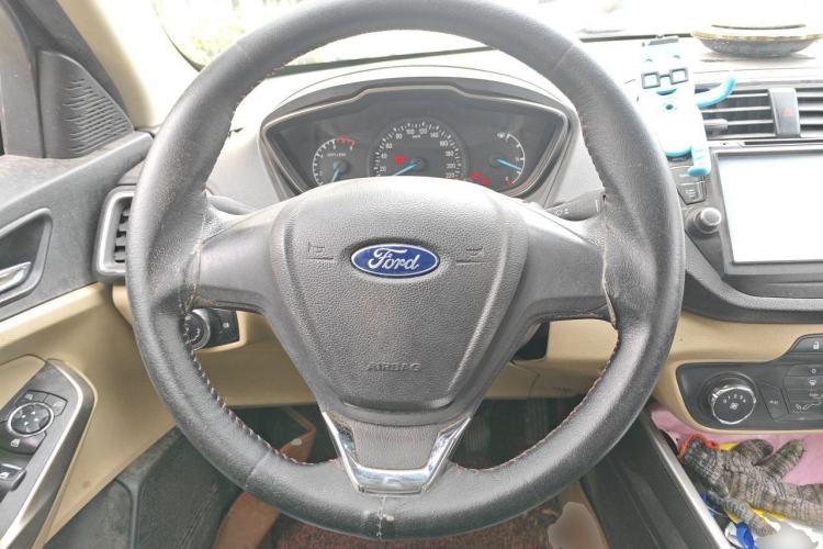 Used Ford Escort 2015 1.5L Manual Comfort Model Steering Wheel