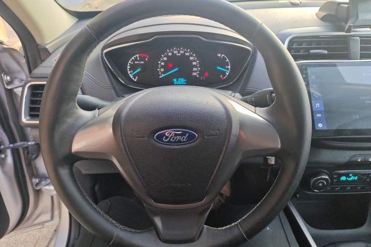 Used Ford Escort 2015 1.5L Manual Fashion Edition Steering Wheel