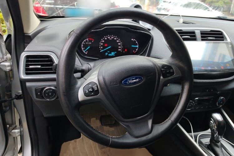 Used Ford Escort 2015 1.5L Automatic Fashion Model Steering Wheel