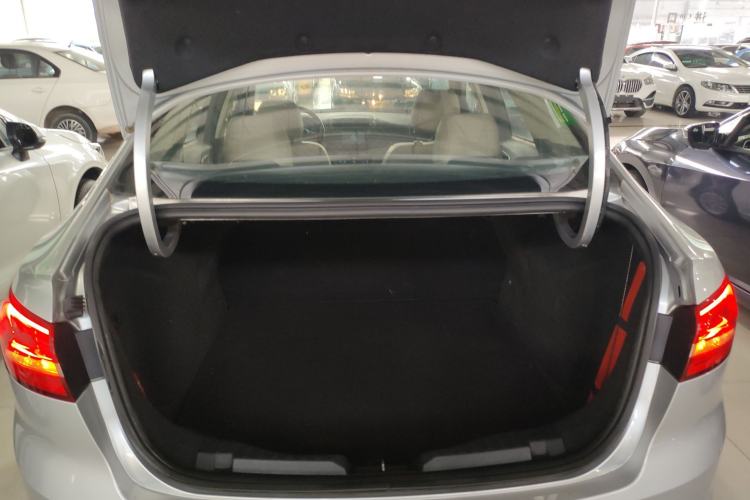 Used Ford Escort 2015 1.5L Automatic Comfort Edition Trunk