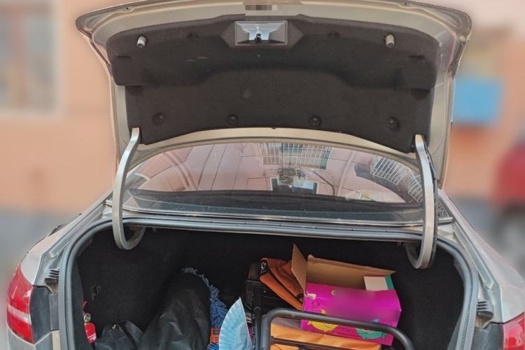 Used Ford Escort 2015 1.5L Automatic Fashion Model Trunk