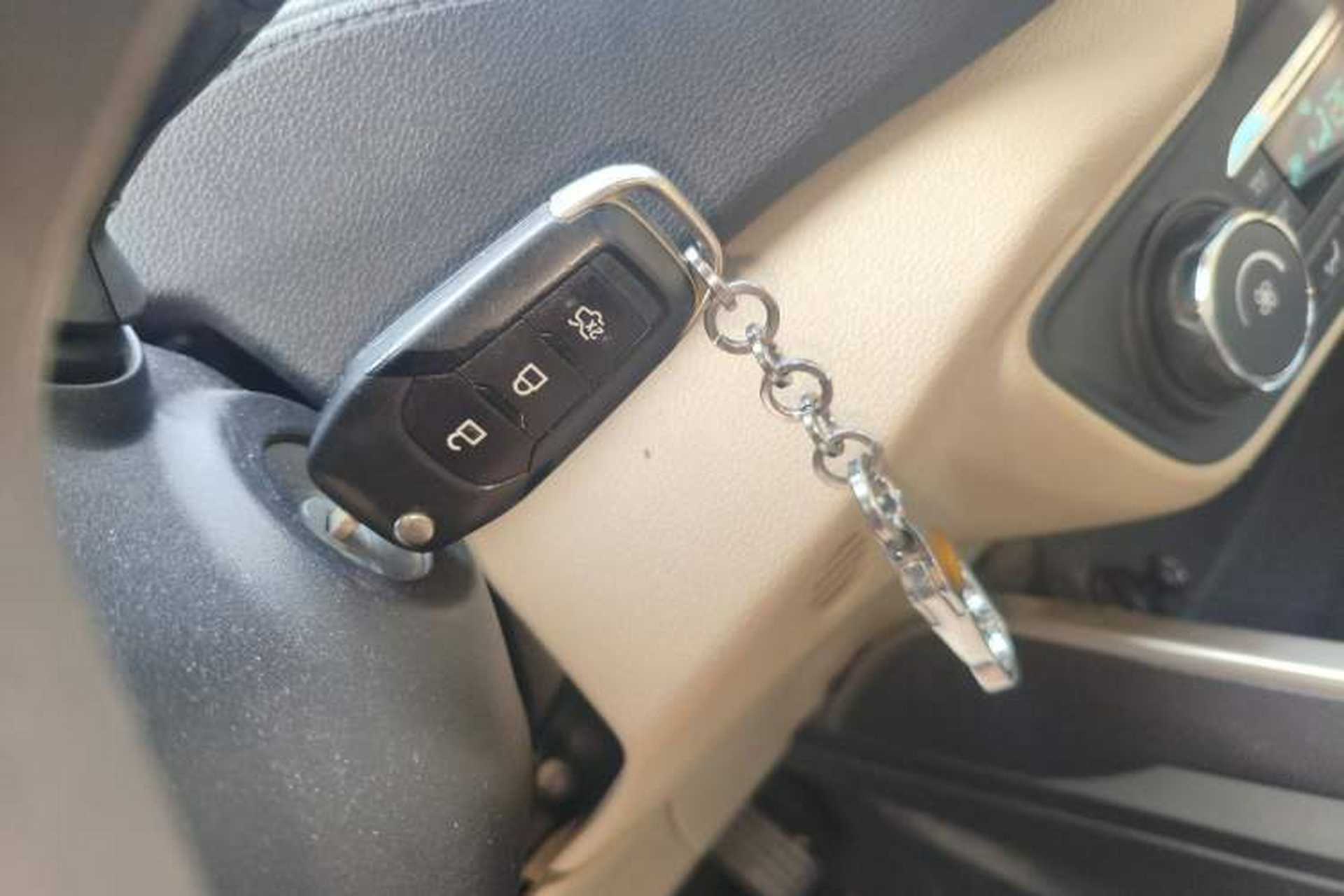 Used Ford Escort 2015 1.5L Automatic Fashion Model Vehicle Key