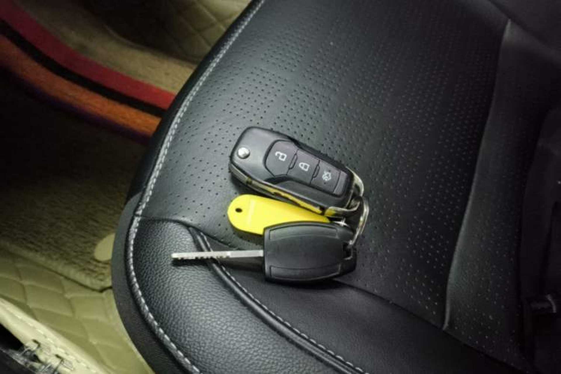 Used Ford Escort 2015 1.5L Automatic Fashion Model Vehicle Key