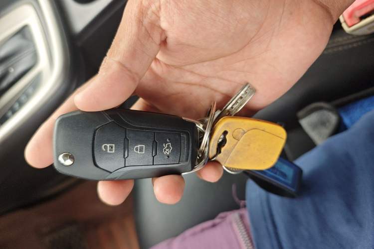 Used Ford Escort 2015 1.5L Automatic Comfort Edition Vehicle Key