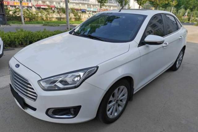 Used Ford Escort 2015 1.5L Automatic Fashion Model