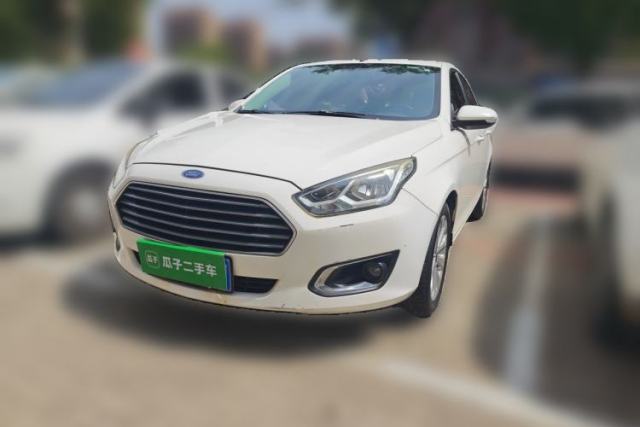 Used Ford Escort 2015 1.5L Manual Fashion Edition