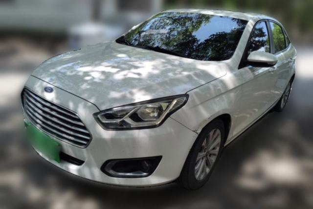 Used Ford Escort 2015 1.5L Manual Fashion Edition