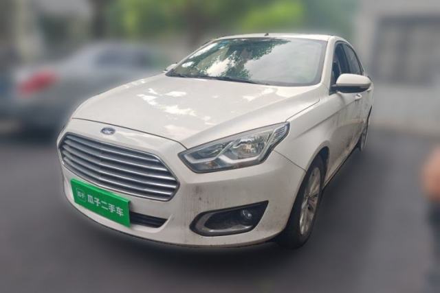 Used Ford Escort 2015 1.5L Automatic Fashion Model