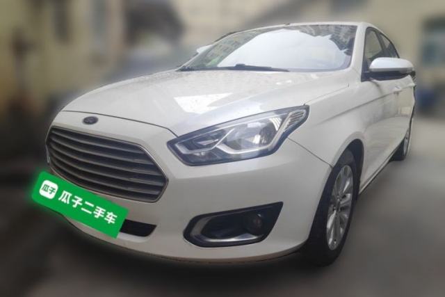 Used Ford Escort 2015 1.5L Automatic Fashion Model