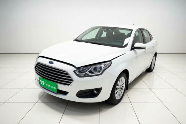 Ford Escort 2015 1.5L Automatic Comfort Edition مستعملة
