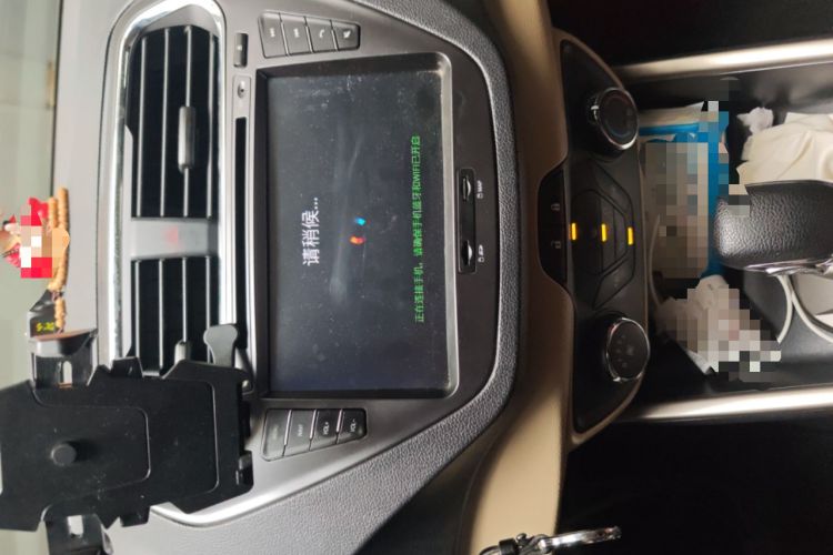 Used Ford Escort 2015 1.5L Automatic Comfort Edition Audio And AC Panel