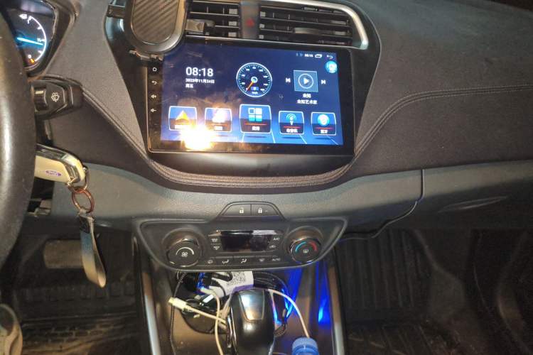 Used Ford Escort 2015 1.5L Automatic Fashion Model Audio And AC Panel