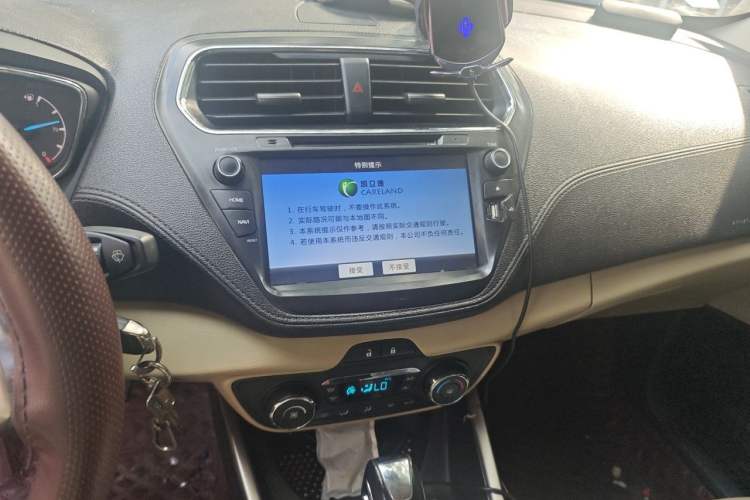 Used Ford Escort 2015 1.5L Automatic Fashion Model Audio And AC Panel