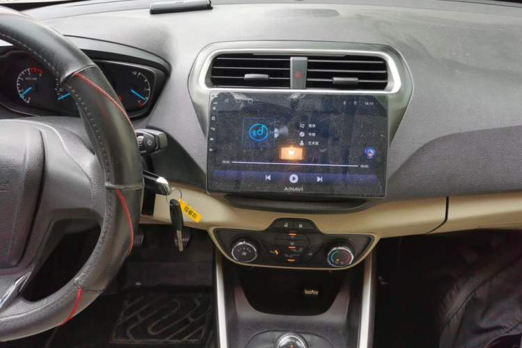 Used Ford Escort 2015 1.5L Manual Comfort Model Audio And AC Panel