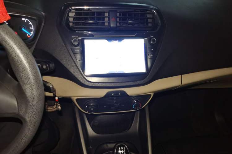Used Ford Escort 2015 1.5L Manual Comfort Model Audio And AC Panel
