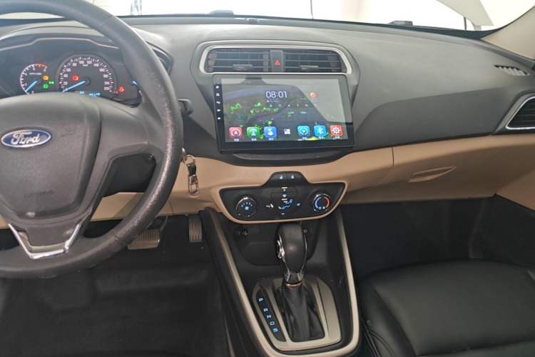 Used Ford Escort 2015 1.5L Automatic Comfort Edition Audio And AC Panel