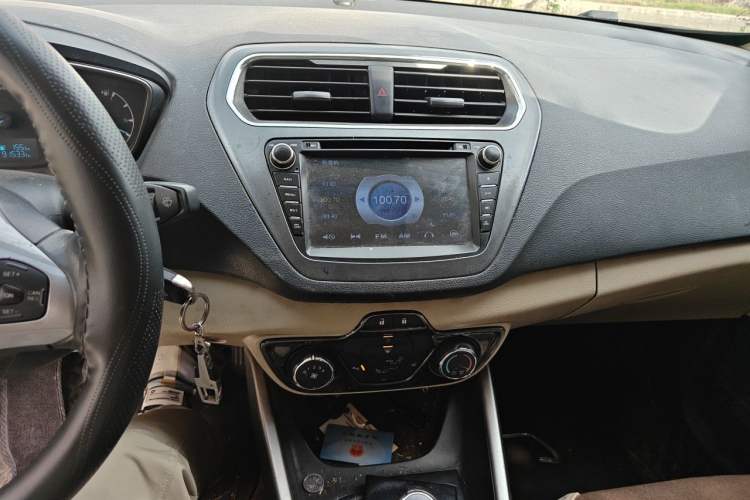 Used Ford Escort 2015 1.5L Manual Comfort Model Audio And AC Panel