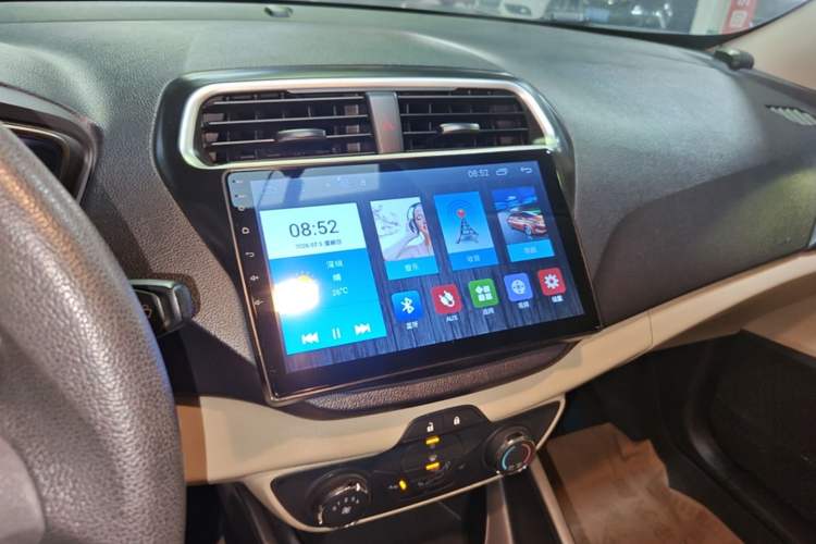 Used Ford Escort 2015 1.5L Manual Comfort Model Audio And AC Panel
