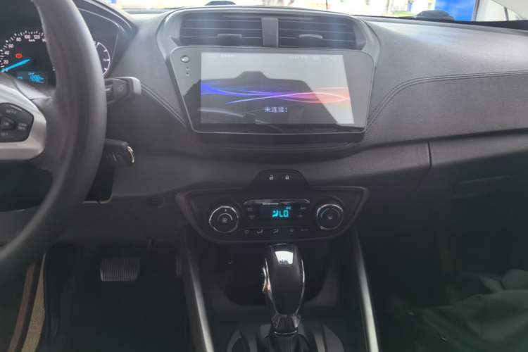 Used Ford Escort 2015 1.5L Automatic Fashion Model Audio And AC Panel