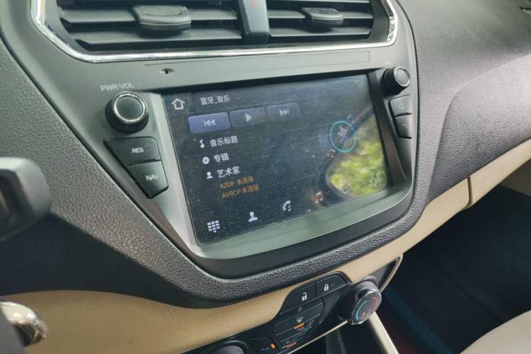 Used Ford Escort 2015 1.5L Manual Comfort Model Audio And AC Panel