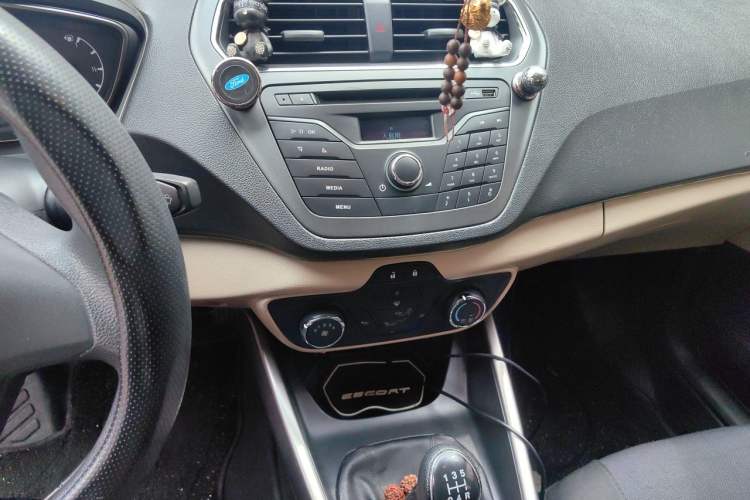 Used Ford Escort 2015 1.5L Manual Comfort Model Audio And AC Panel