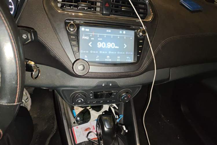 Used Ford Escort 2015 1.5L Automatic Fashion Model Audio And AC Panel